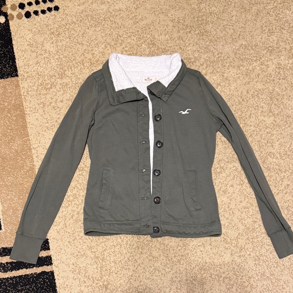 Hollister Dark Green Button-Up Jacket with White Sherpa Lining